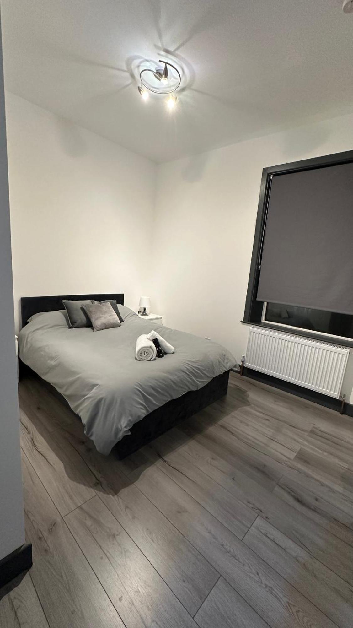 Modern 2 Bed Near Turf Moor Football Stadium, Parks, Canal And Lake Burnley Exterior photo